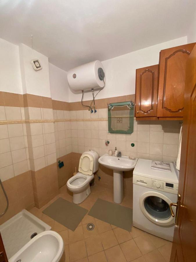 Titi'S Apartment Saranda エクステリア 写真
