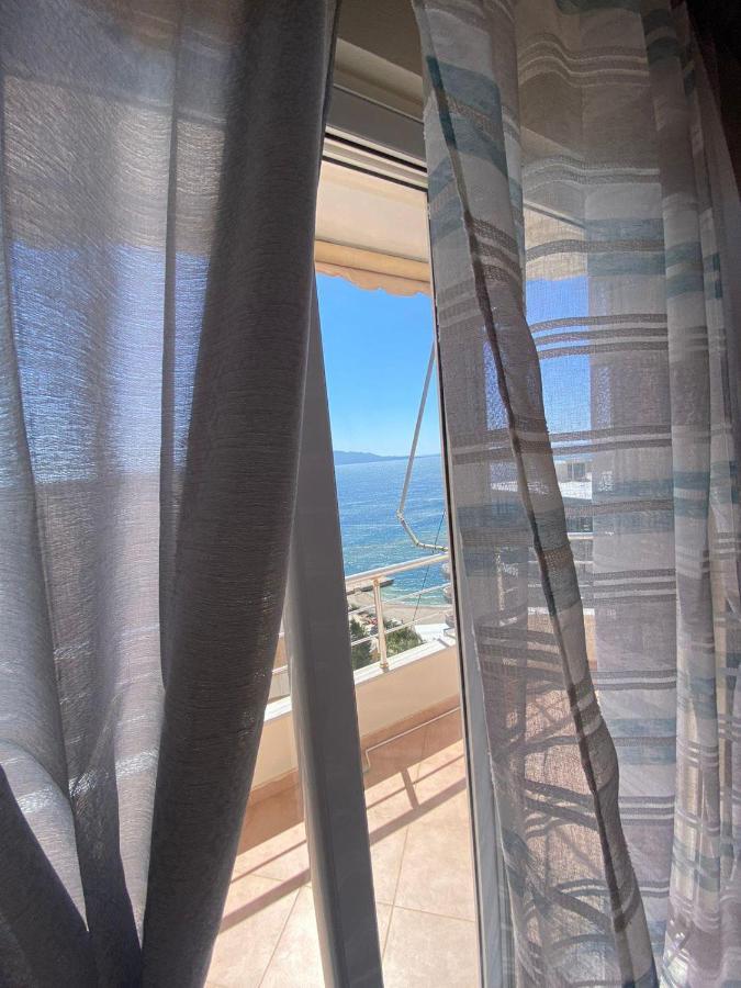Titi'S Apartment Saranda エクステリア 写真