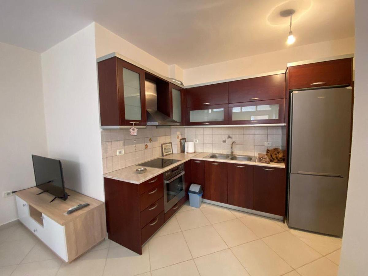 Titi'S Apartment Saranda エクステリア 写真